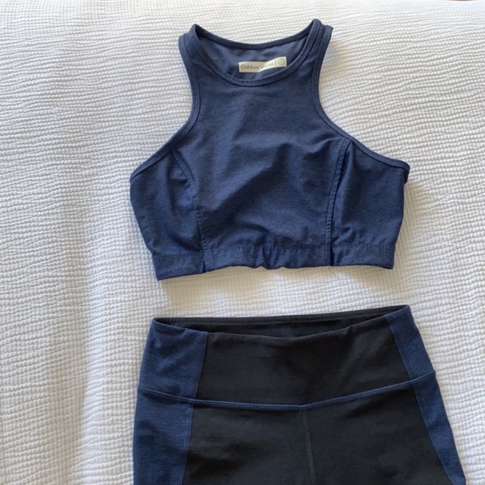 Outdoor Voices. Lightly worn workout set. SZ S.